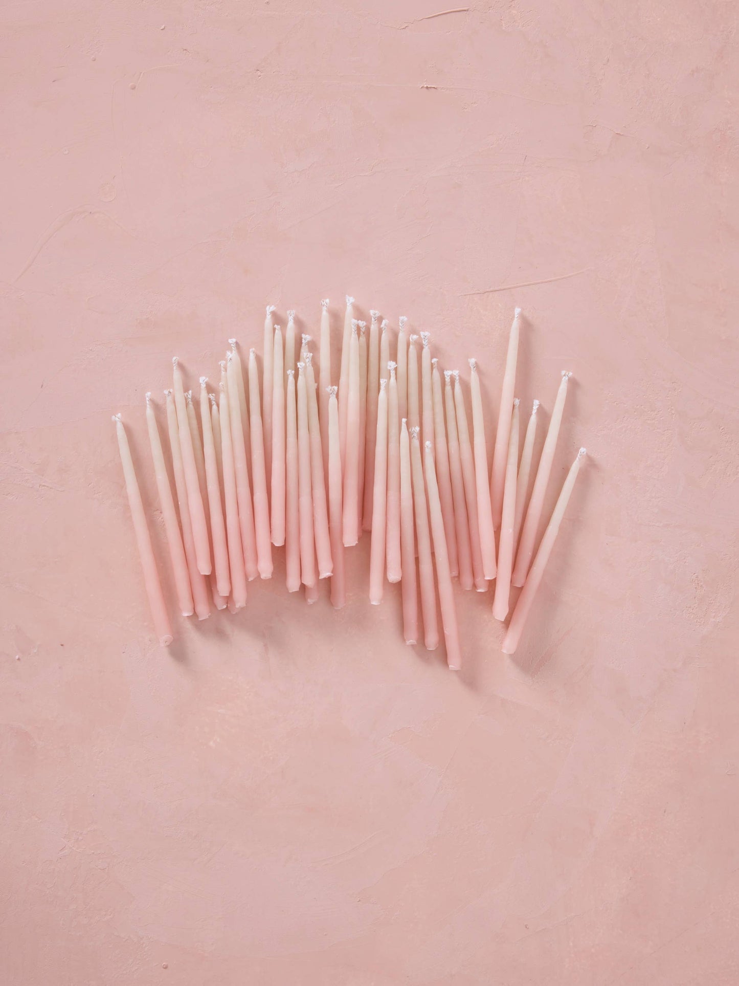 Hand-dipped Beeswax Birthday Candles | Pink Ombré : Pink Ombre