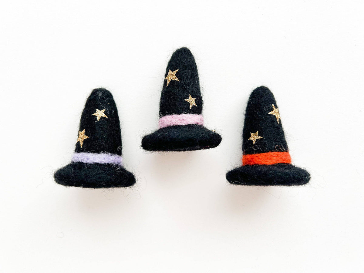 Black Cats & Witches Hats Felt Ball Garland