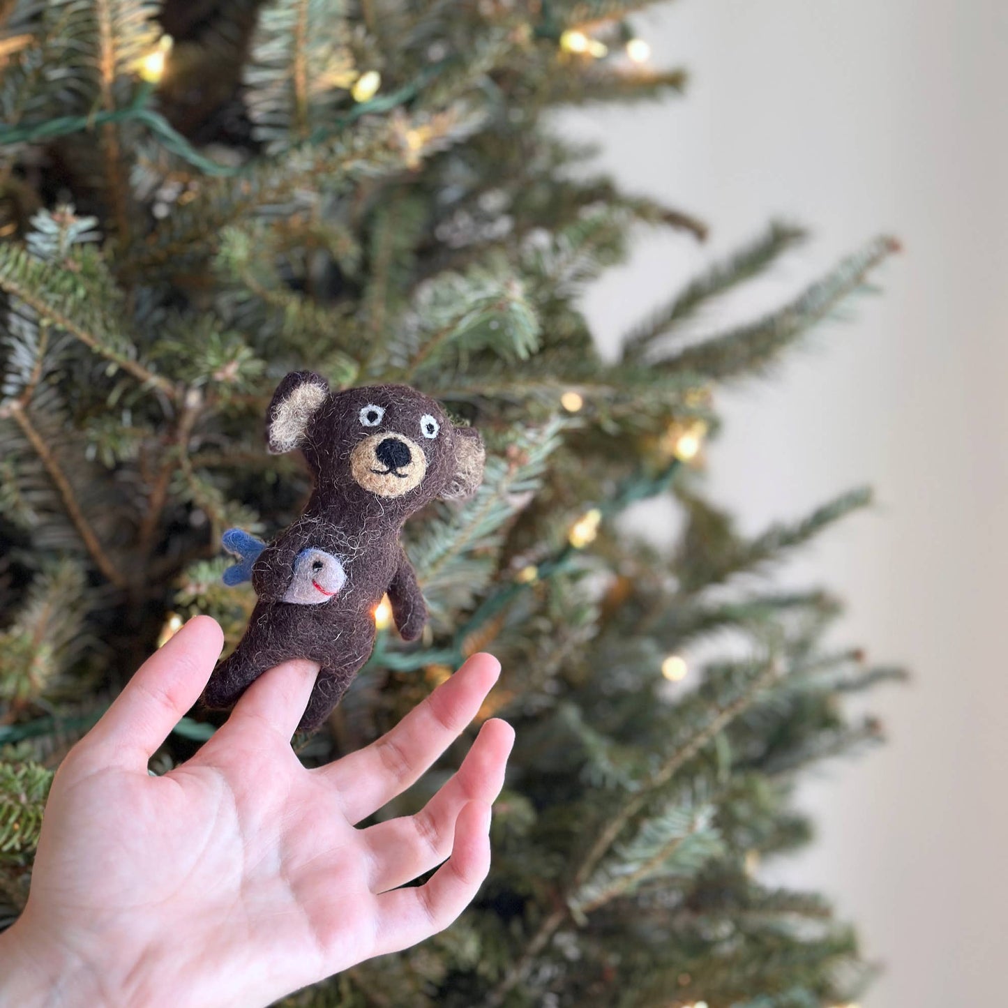 Finger Puppet: Grizzly Bear Holding Fish
