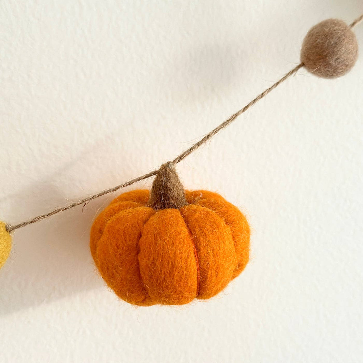 Felt Pumpkin Garland 4ft