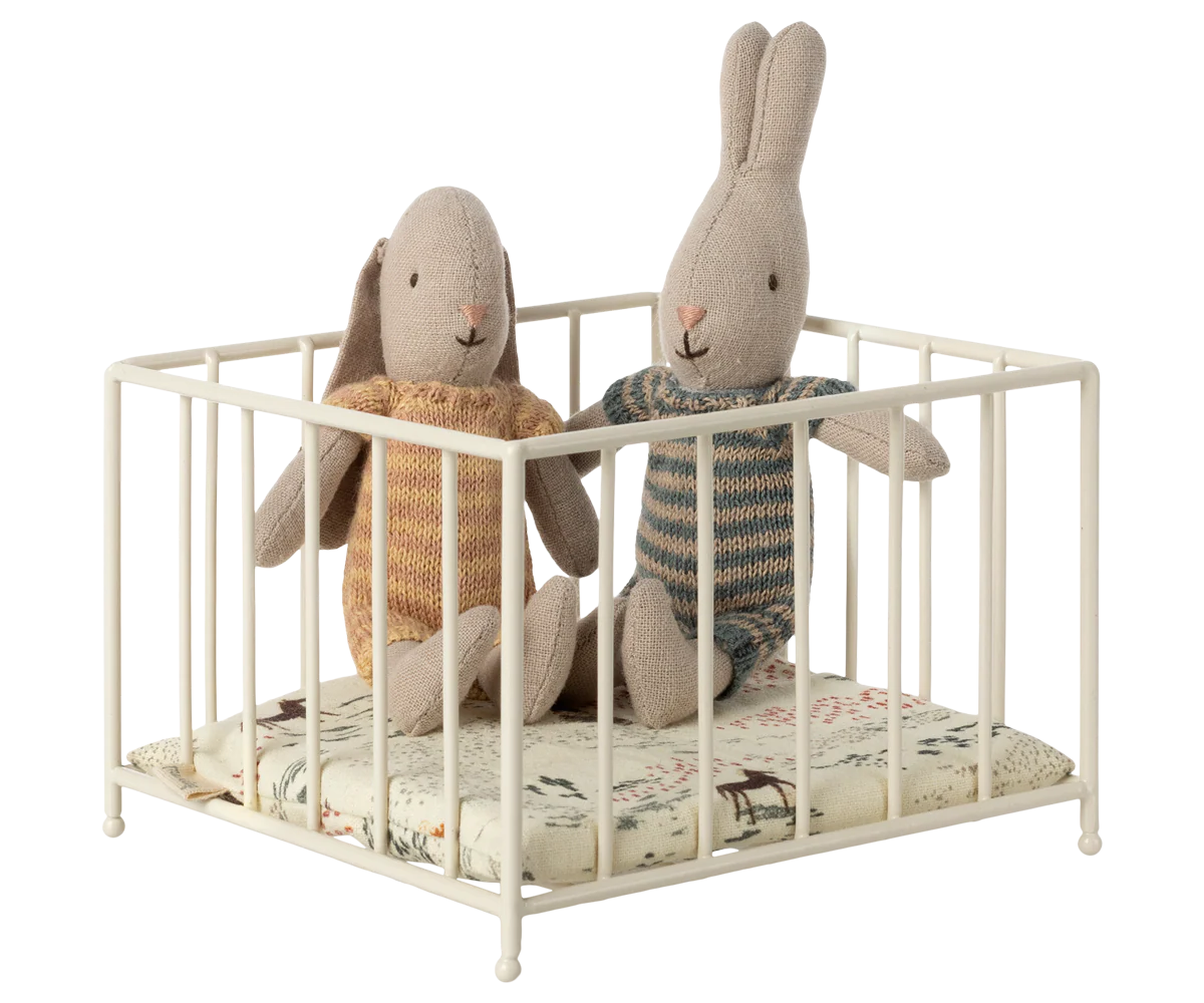 Playpen, Micro
