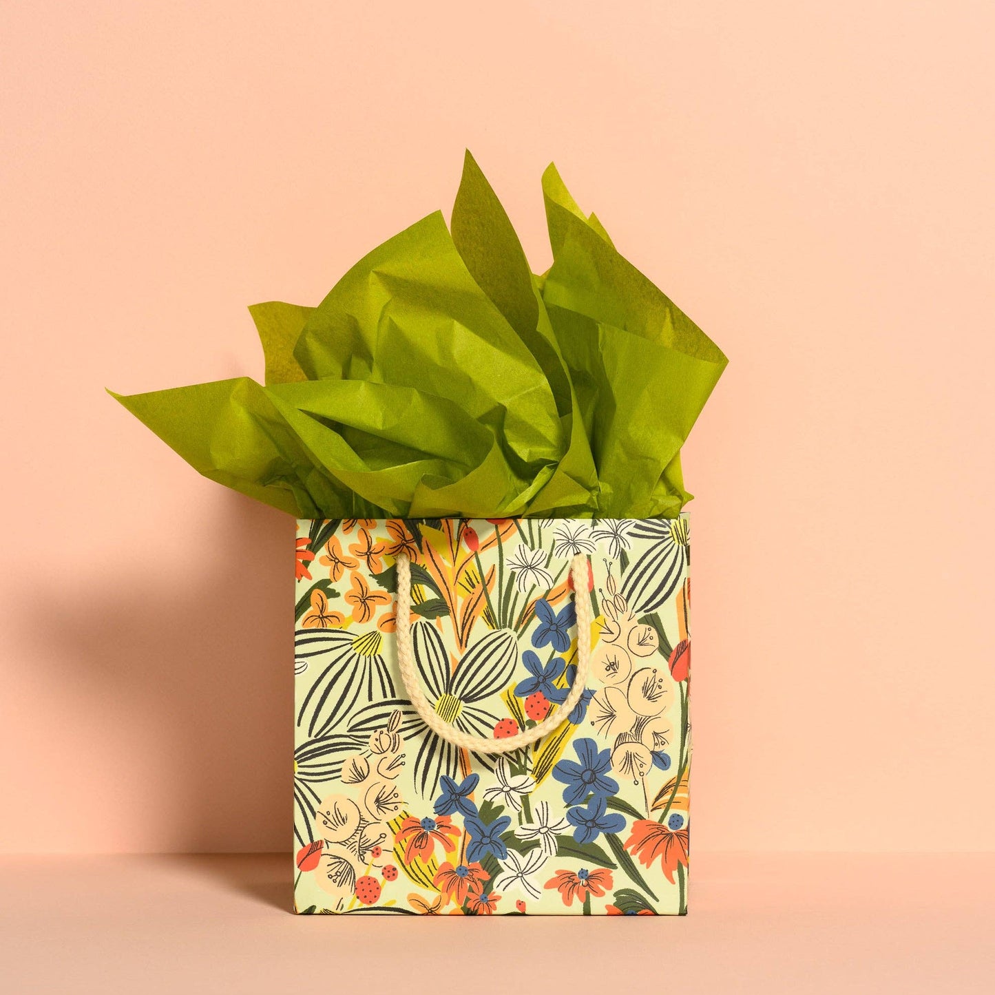 Chartreuse tissue paper: 8 Sheets