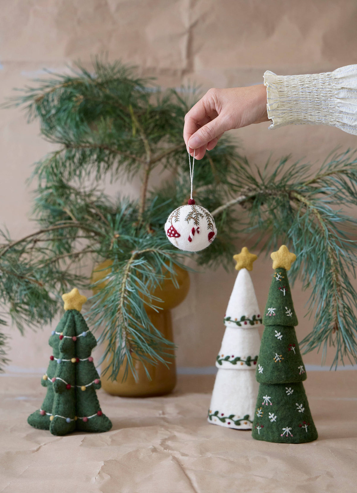 Christmas Bauble - White w/Ornaments