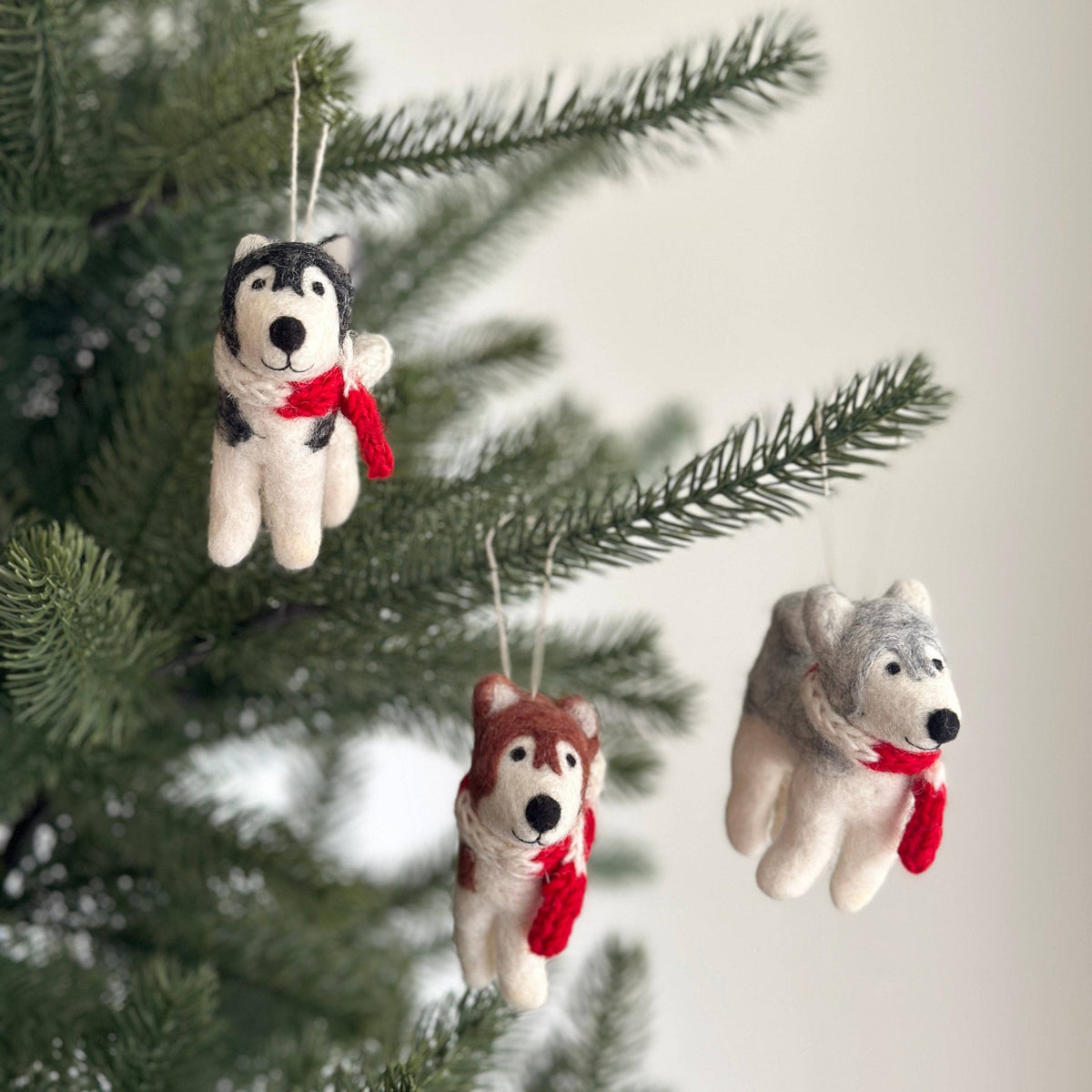 Husky Felt Ornament - Black