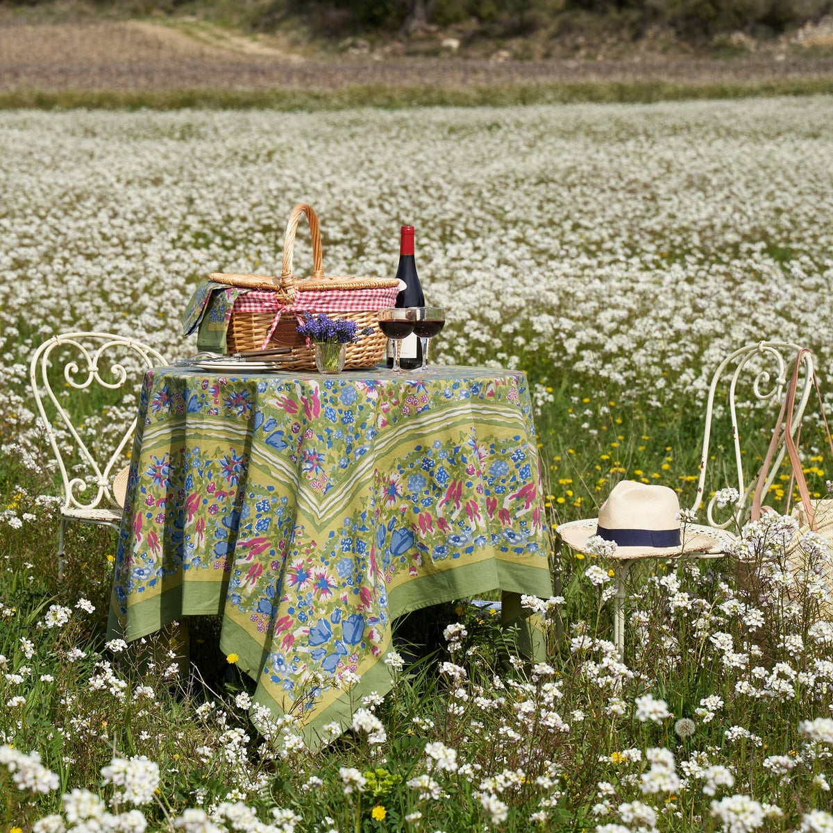 Jardin Blue & Vert Tablecloth