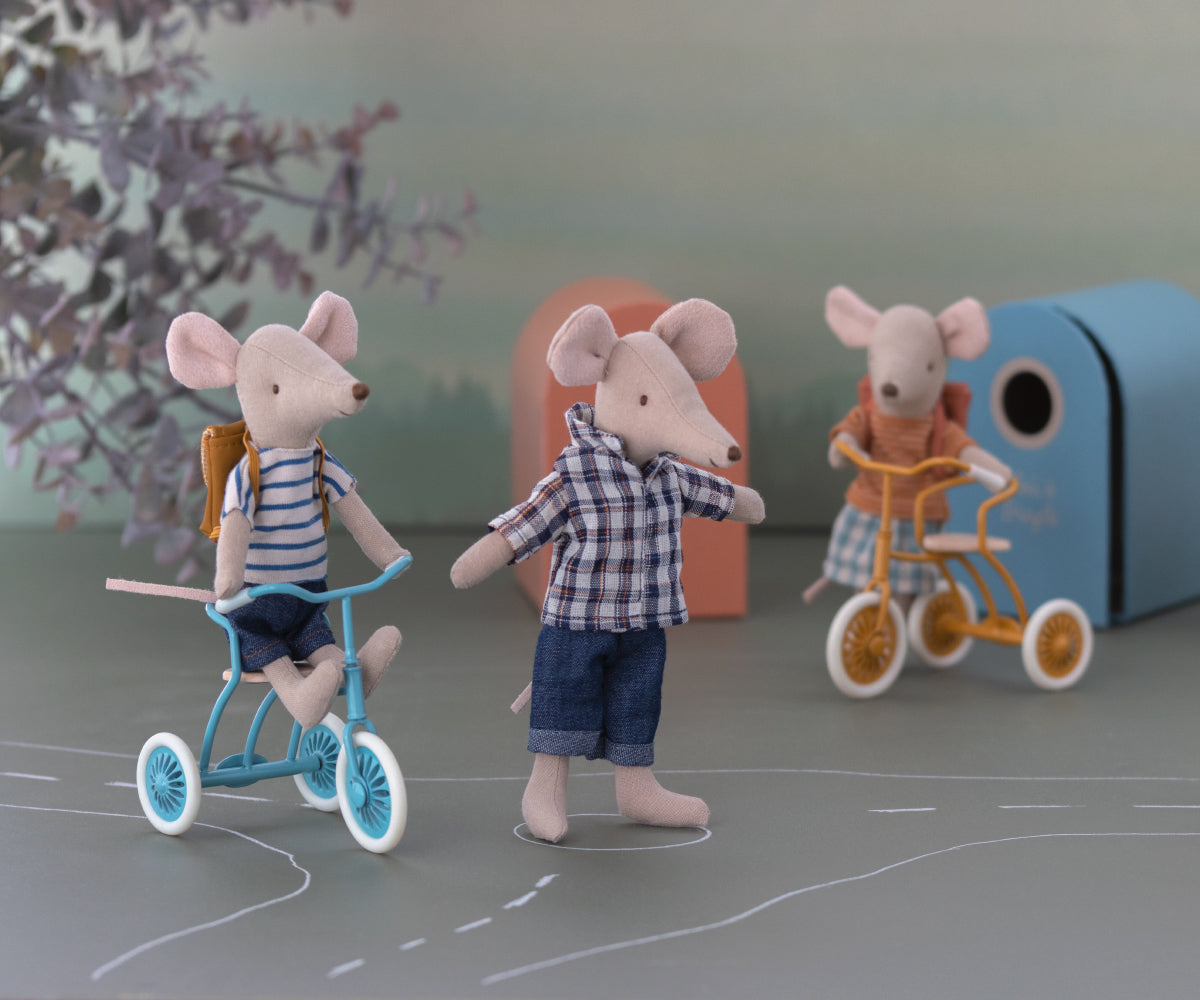 Clothes for Dad Mouse - Maileg