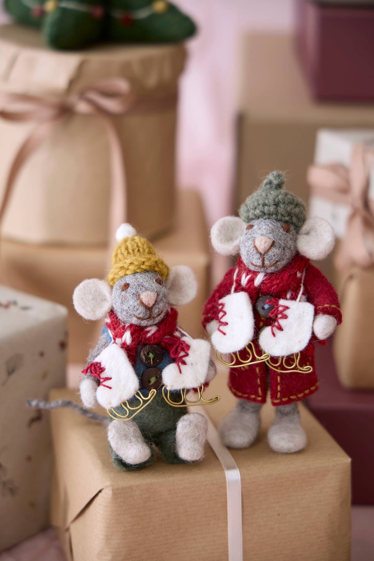 Small Grey Girly Mouse w/Coat & Ice Skates