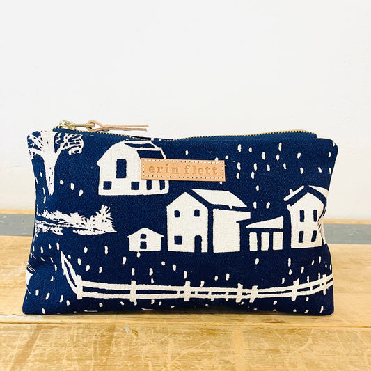 Farmhouse Toile Laura Bag: Navy / Cotton Barkcloth