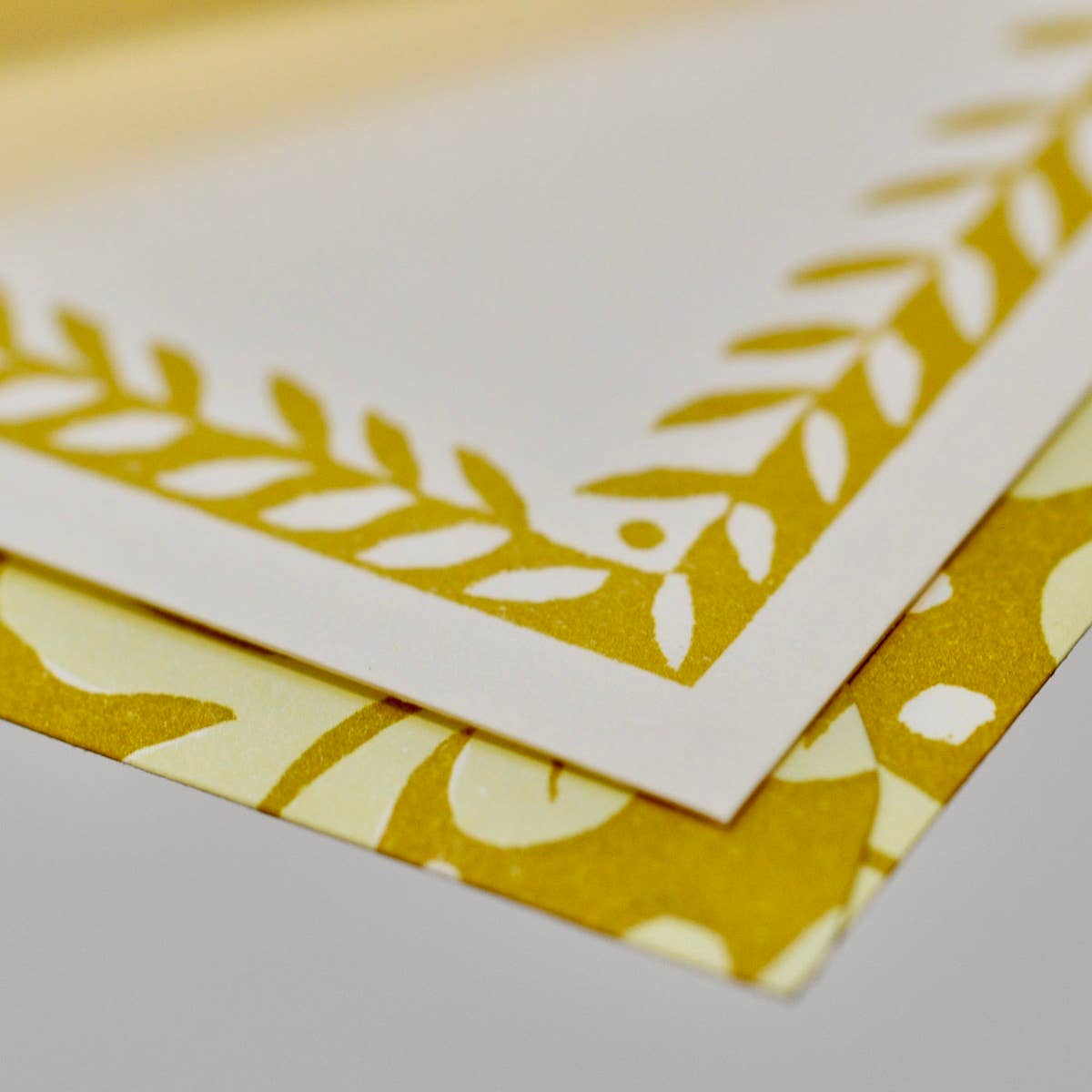 Set of Notecards and Envelopes Quercus Sap Green