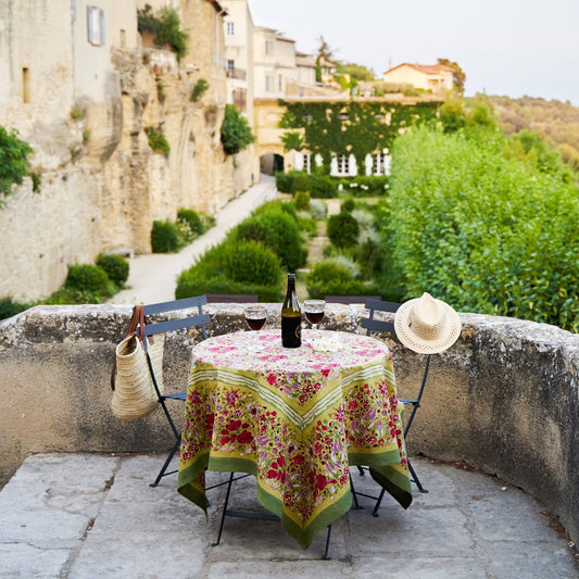 Jardin Red & Green Tablecloth