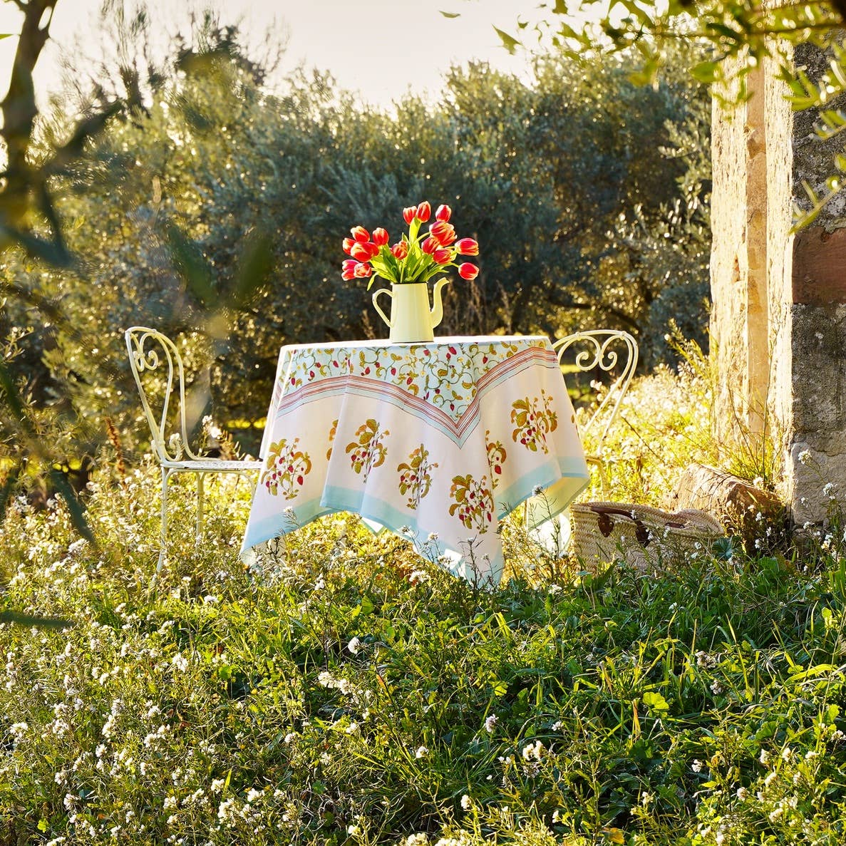 Strawberry Blue | French Tablecloths: 59" x 86"