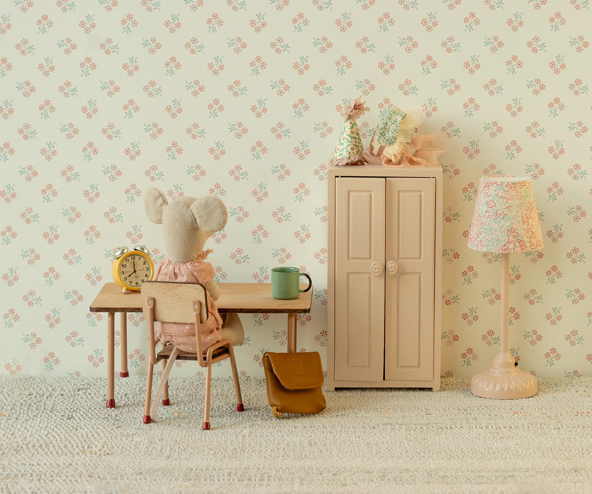 Closet, Mouse - Light rose