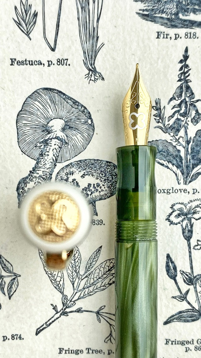 Esterbrook Jr Pocket Fountain Pen - Palm Green Gold Trim