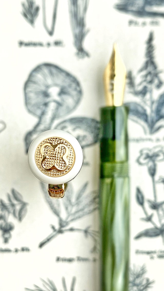 Esterbrook Jr Pocket Fountain Pen - Palm Green Gold Trim