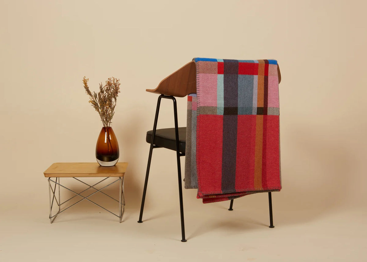 Lasdun Block Throw - Red