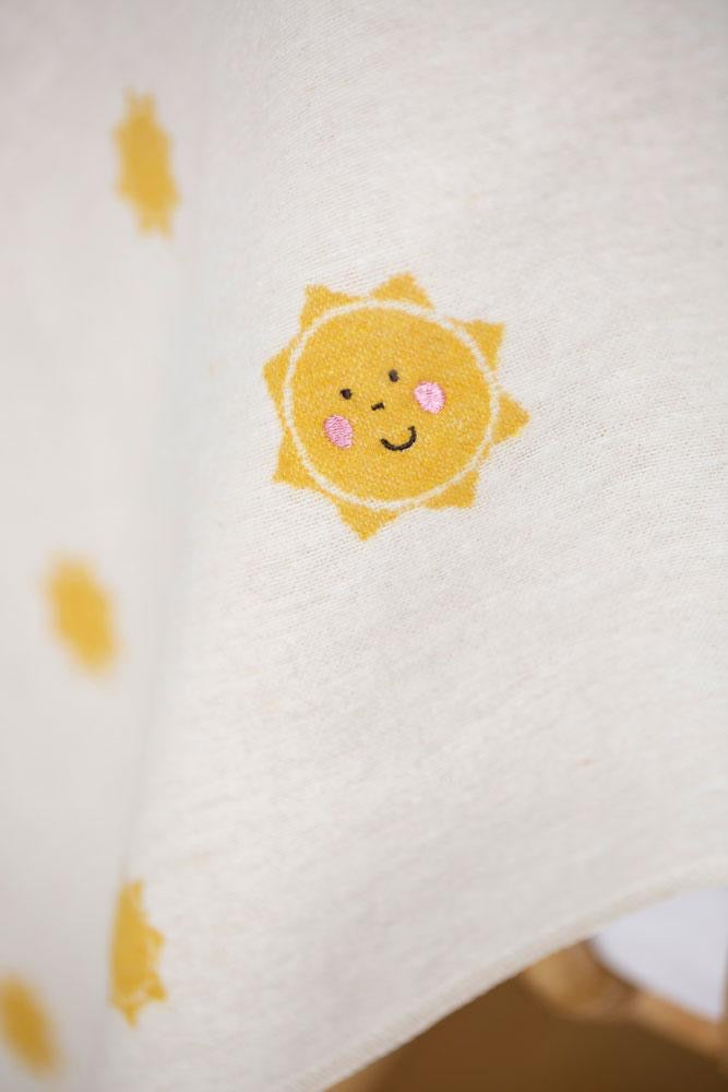 Juwel Baby Blanket Embroidered "Suns"