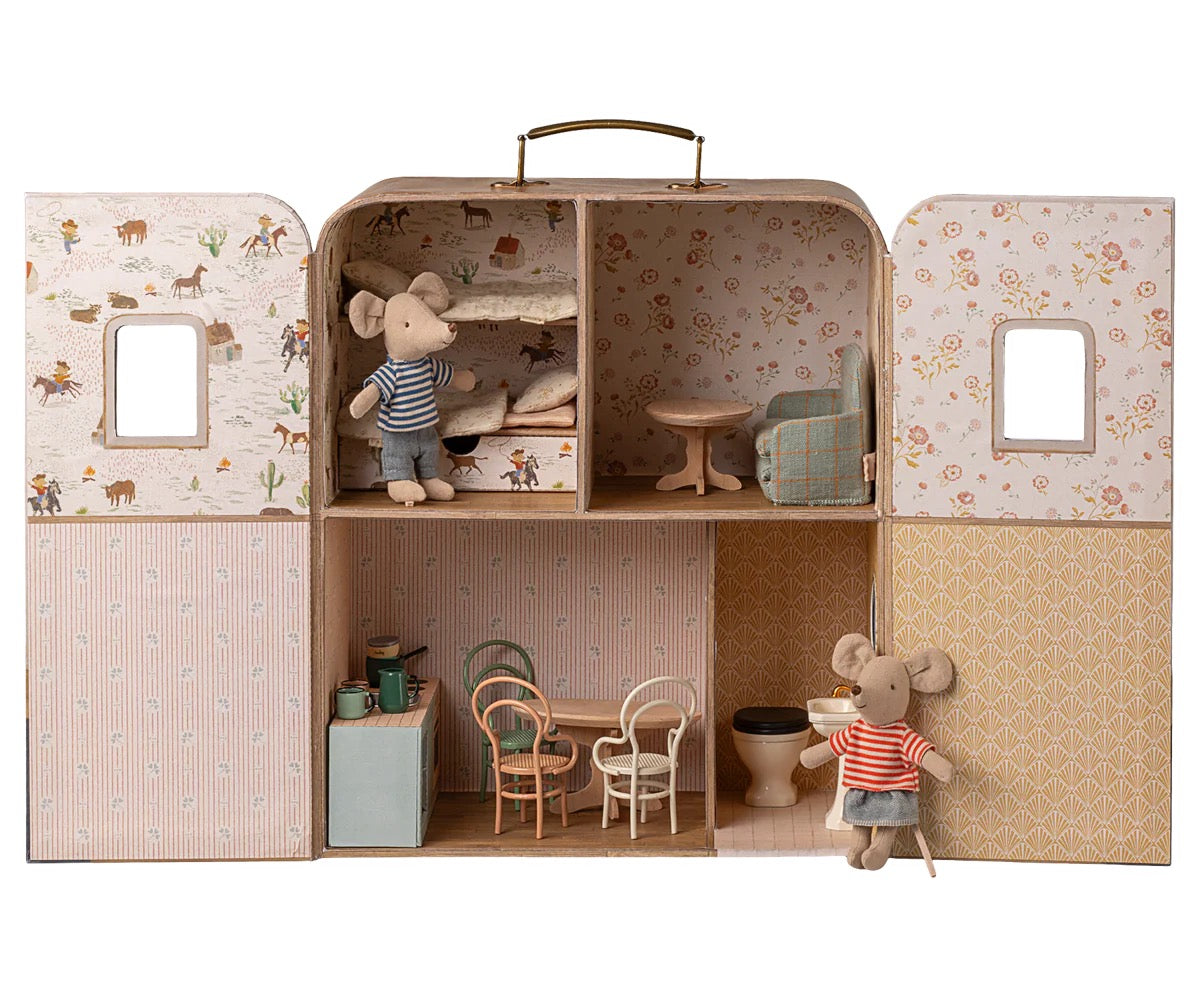 SuitCasa Little Sister and Brother Mouse