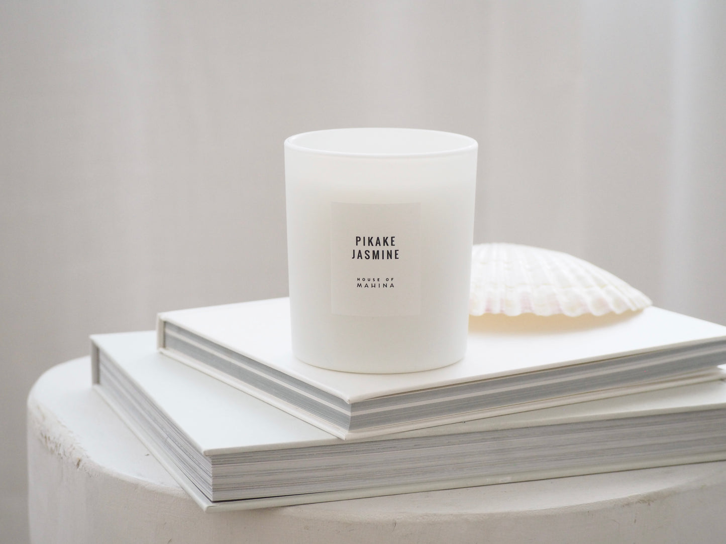 Pikake Jasmine Petite Candle 12 oz
