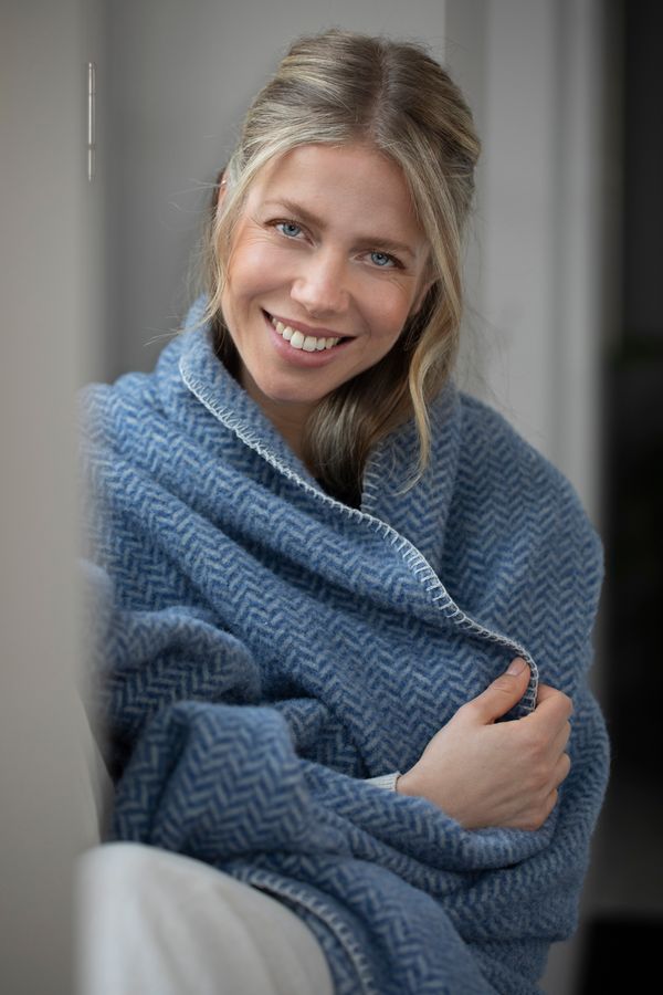 Merano Wool Blend Throw Herringbone Blue
