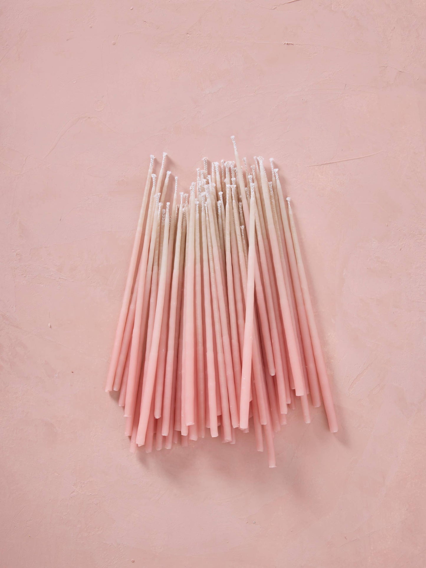 Hand-dipped Pure Beeswax Birthday Candles | Tall Pink Ombré : Pink Ombre
