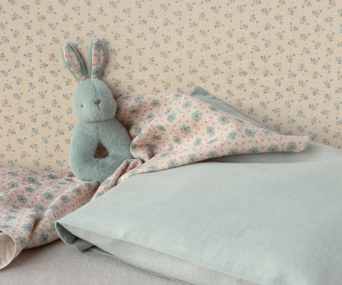 Rabbit Rattle Set, Mint